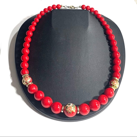 Vintage Jewelry - 5/$40 Vintage Red Graduated Bead Necklace Floral Design Rockabilly 1950s 1960s